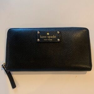 Kate Spade Black Textured Wallet